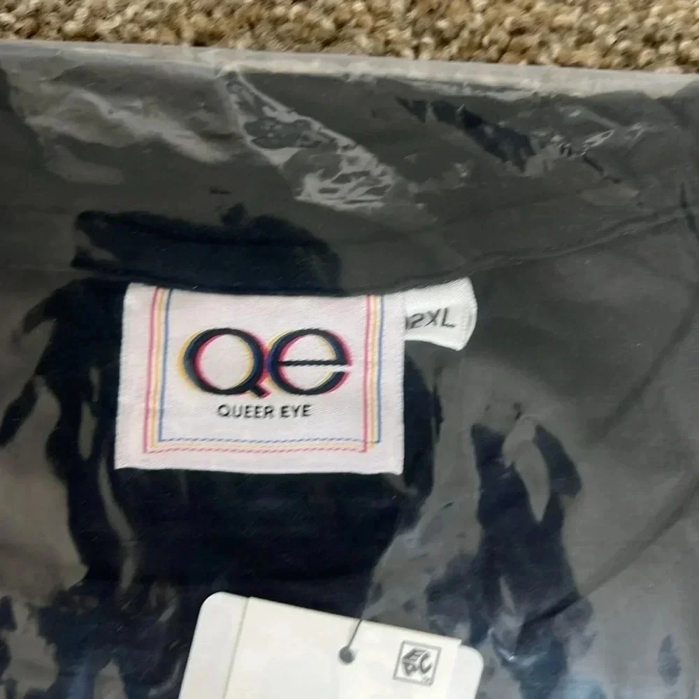 NWT Queer Eye Choose Kindness Short sleeve t-Shirt Size XL and 2XL